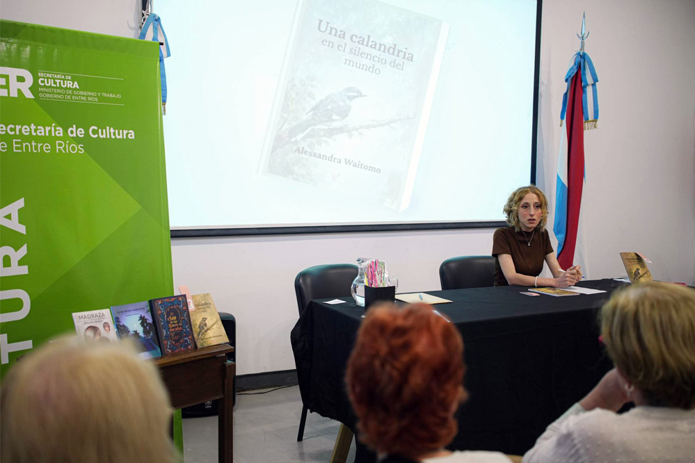 Presentaron en el Museo Casa de Gobierno una nueva novela de Alessandra Waitomo