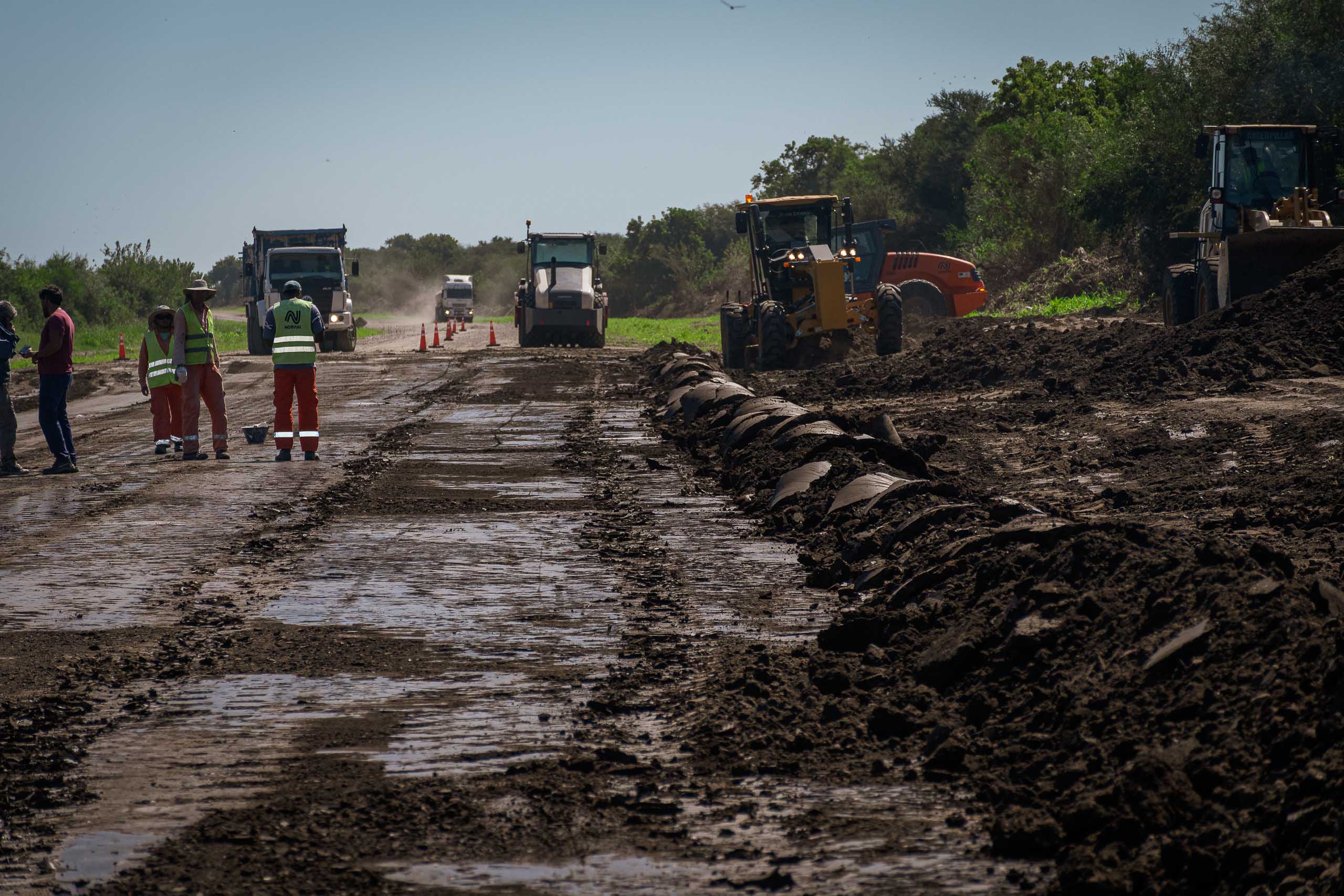 Tras la postergación de años, inician los trabajos en el acceso a Puerto Curtiembre